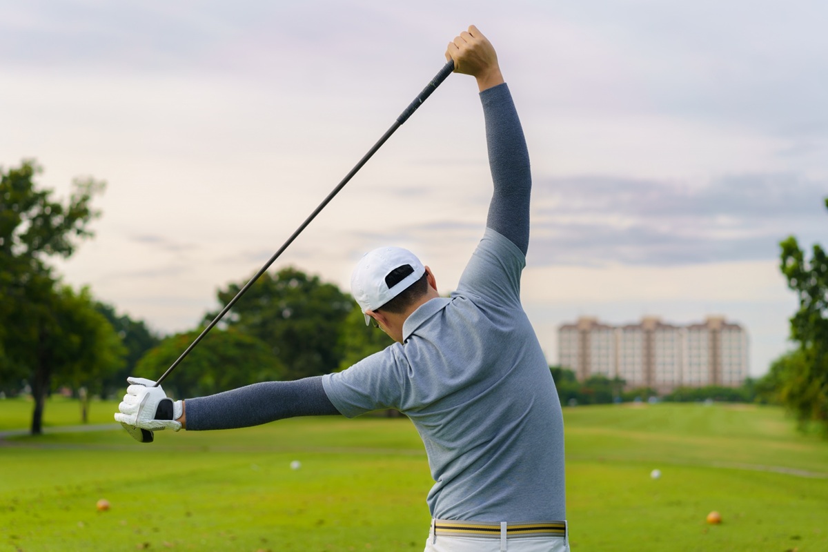 Khởi Động Trước Khi Chơi Golf: Bài Tập Chuẩn Tránh Chấn Thương