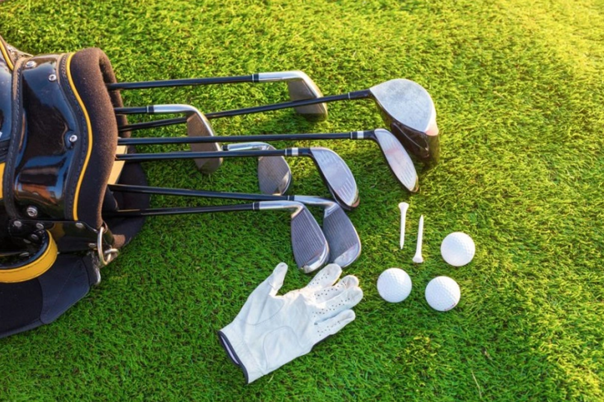 8 Phụ Kiện Golf Dân Chuyên Không Bao Giờ Để Thiếu