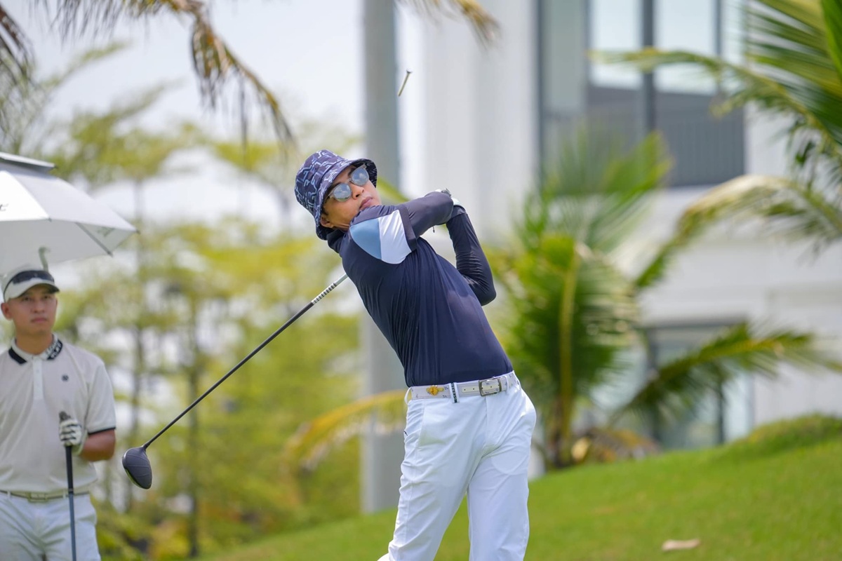 Thử Gậy Golf Miễn Phí: Vì Sao Nên Cầm Trước, Quyết Sau?